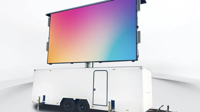 MB-15-LED-screen-trailer-640-360